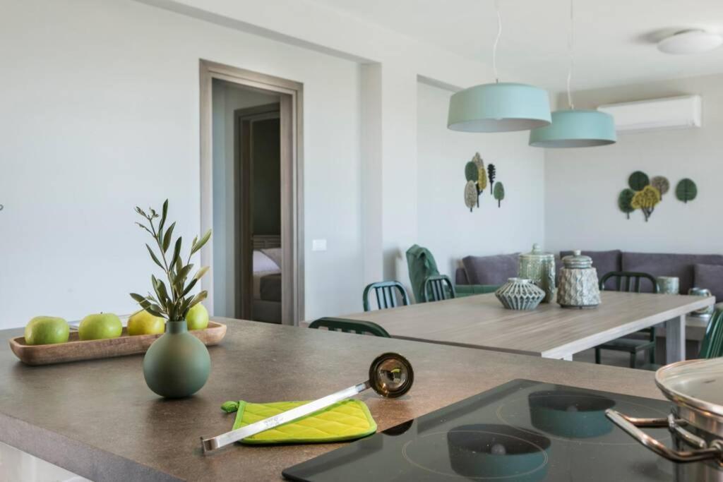 Color Villas-New Villa Green At Trapezaki With Private Pool Мусата Экстерьер фото