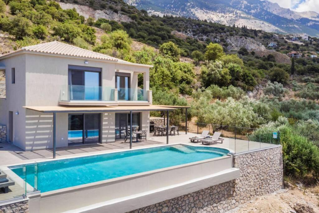 Color Villas-New Villa Green At Trapezaki With Private Pool Мусата Экстерьер фото